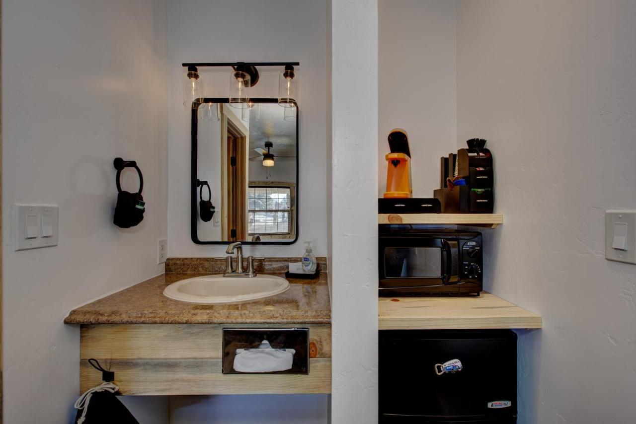Alpine Lodge Hotel Cascade エクステリア 写真