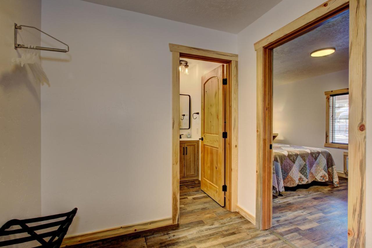 Alpine Lodge Hotel Cascade エクステリア 写真
