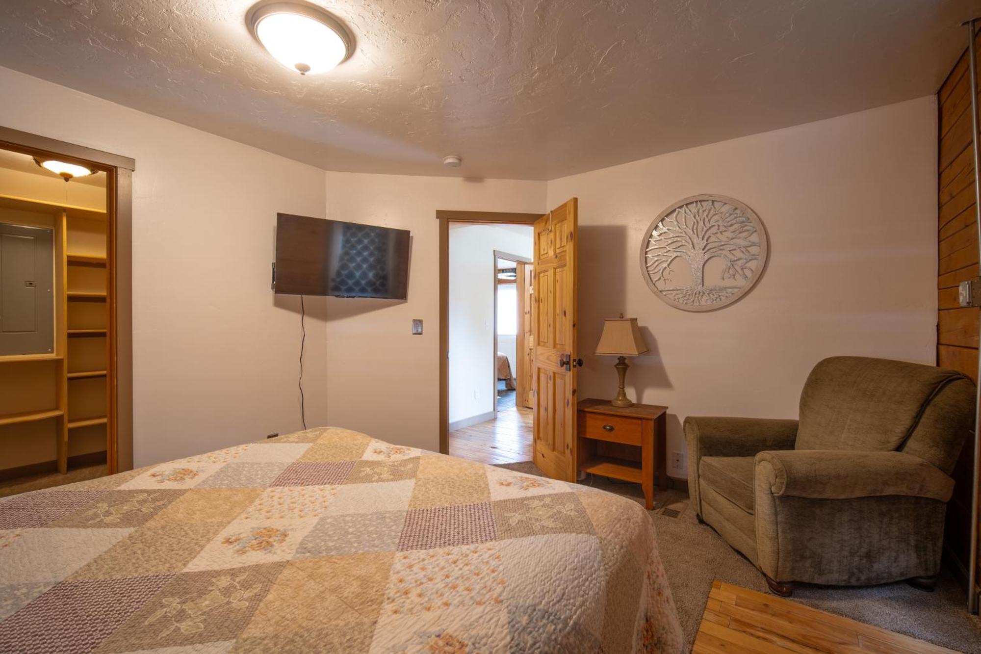 Alpine Lodge Hotel Cascade エクステリア 写真