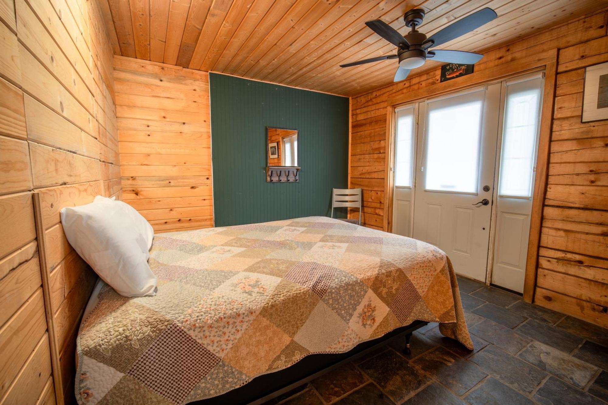 Alpine Lodge Hotel Cascade エクステリア 写真